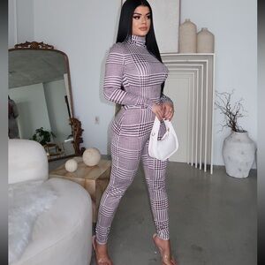 PLAID ONE PIECE JUMPSUIT WITH OPEN BACK